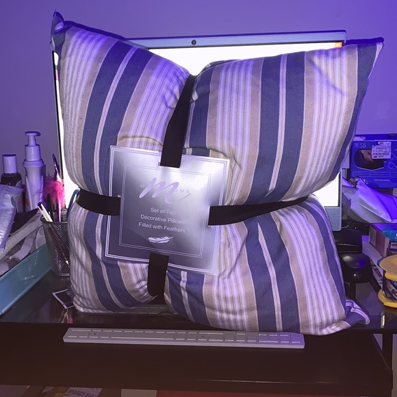 Milli home set of two decorative pillows - Picture 2 of 3